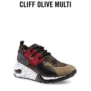 Steve Madden olive Sneaker